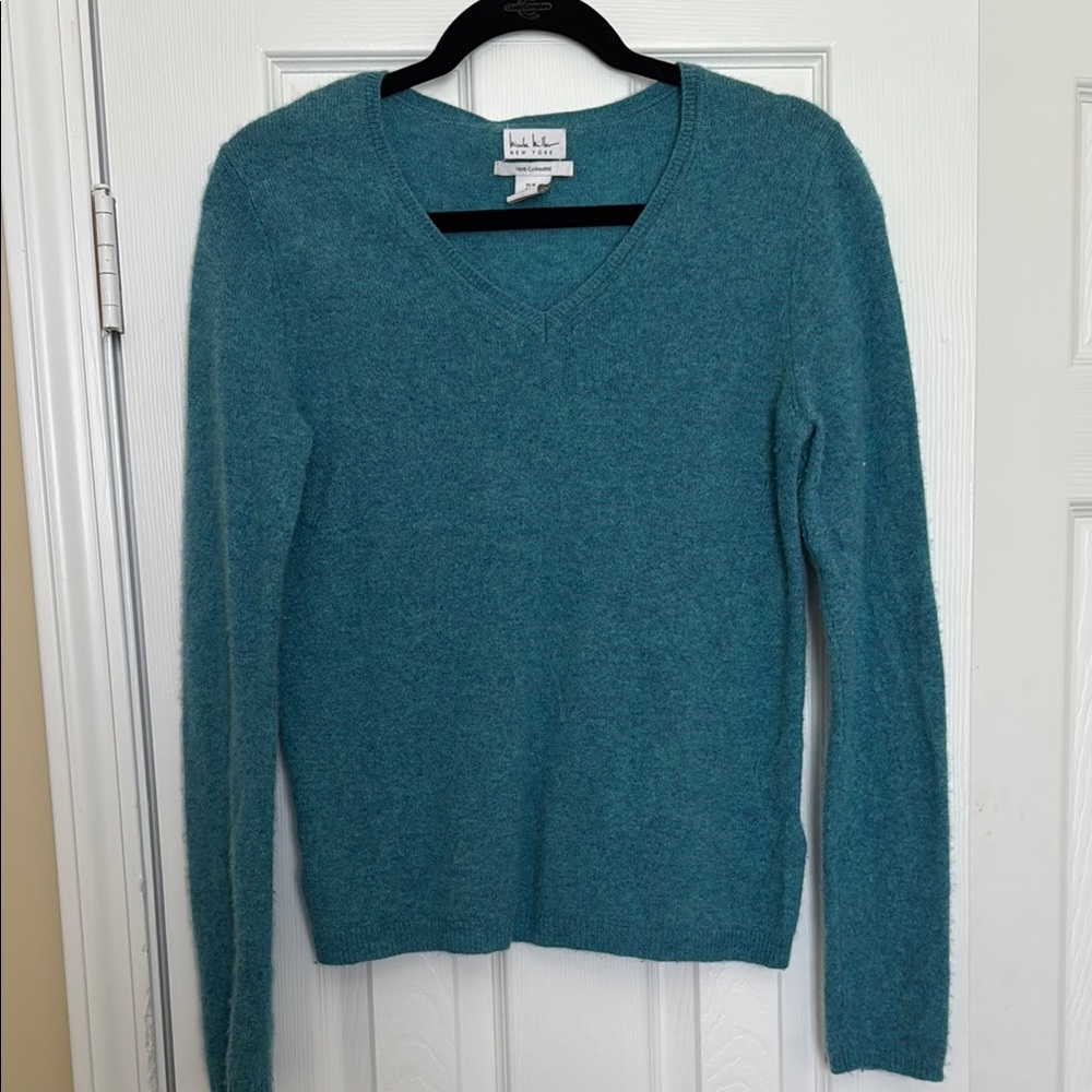 Elegant Teal V-Neck Sweater for Women